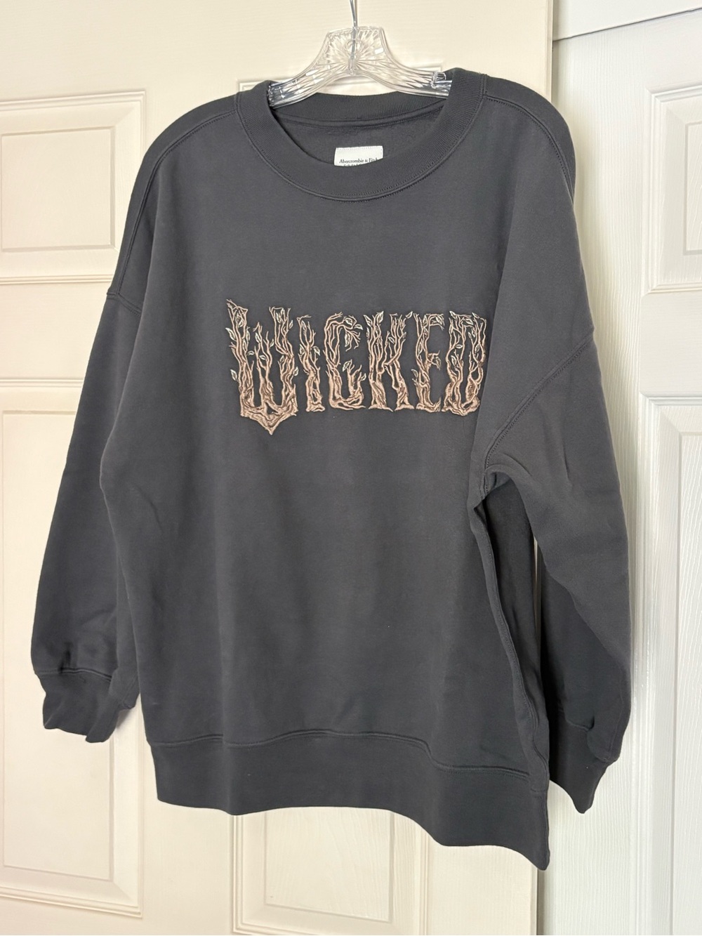 Wicked - Elphaba - Abercrombie & Fitch Crewneck Sweatshirt